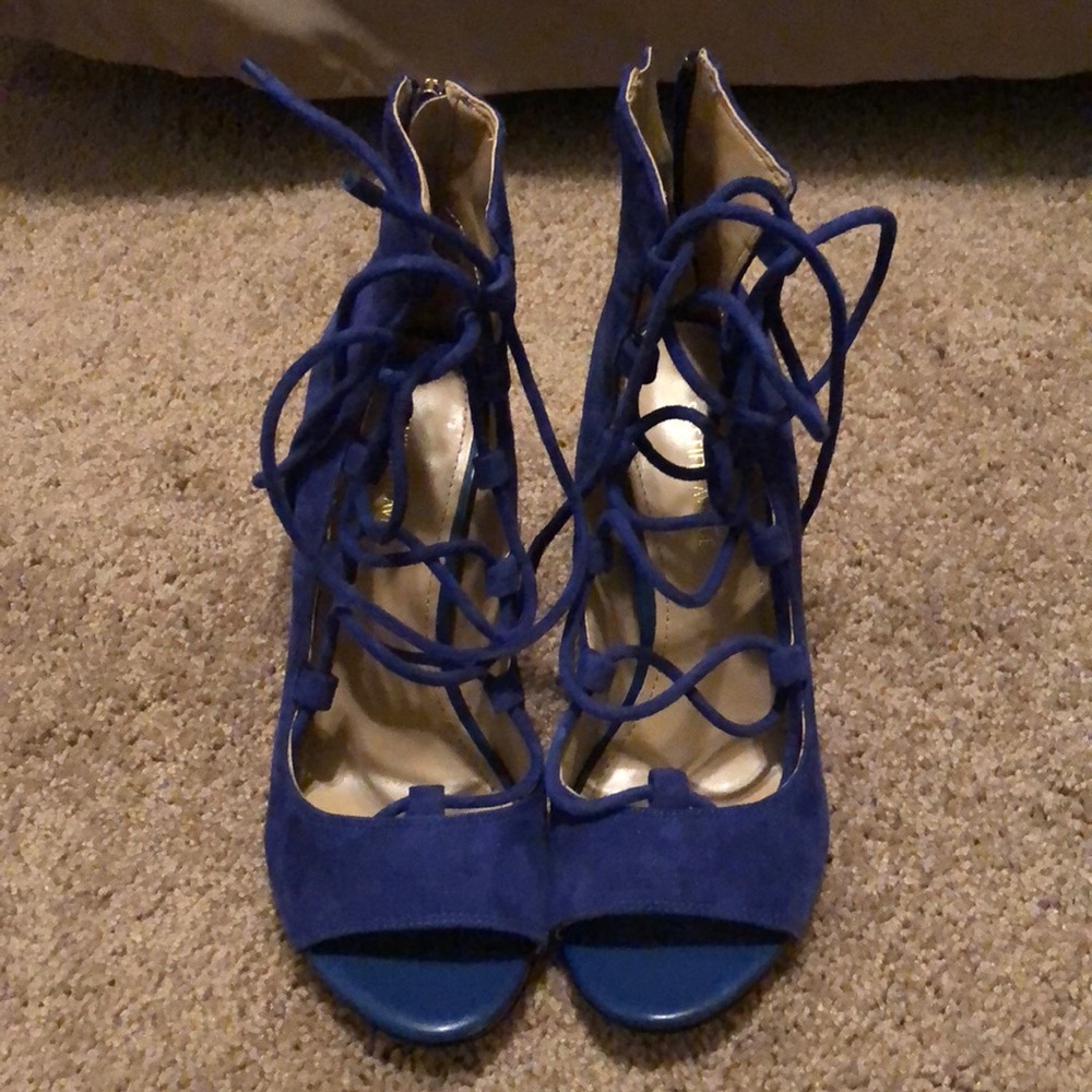 Saks Fifth Avenue Brand Size 7 high heel sandals.